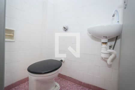 Apartamento para alugar com 78m², 2 quartos e sem vagaBanheiro de Serviço