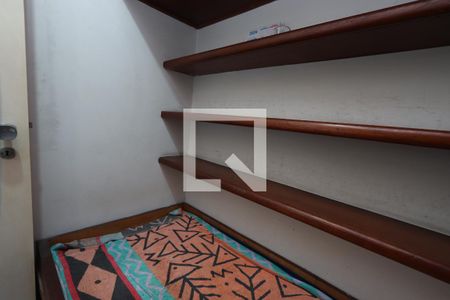 Apartamento para alugar com 170m², 3 quartos e 2 vagasQuarto de Serviço