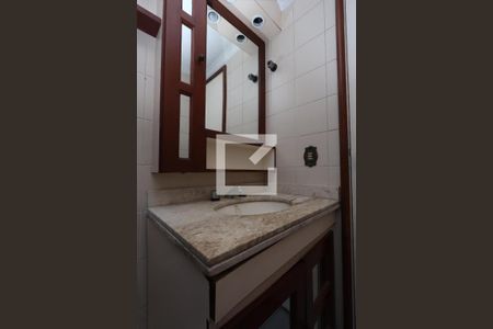 Apartamento para alugar com 170m², 3 quartos e 2 vagasBanheiro Social