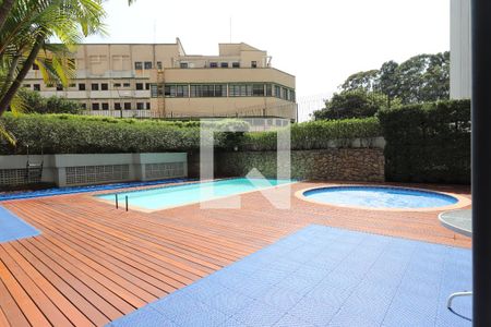 Apartamento para alugar com 170m², 3 quartos e 2 vagasÁrea comum - Piscina