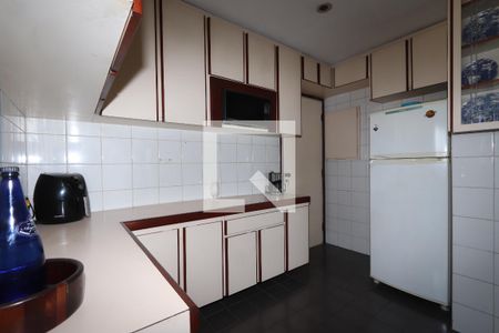 Apartamento para alugar com 170m², 3 quartos e 2 vagasCozinha