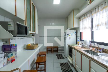 Apartamento à venda com 228m², 3 quartos e 2 vagasCozinha