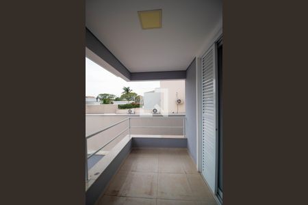 Casa de condomínio à venda com 215m², 3 quartos e 4 vagasSacada da Suíte 03