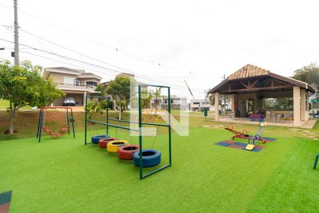 Casa de condomínio à venda com 215m², 3 quartos e 4 vagasÁrea comum - Playground