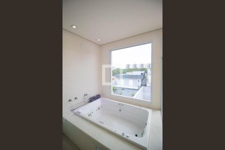 Casa de condomínio à venda com 215m², 3 quartos e 4 vagasBanheiro da Suíte 03