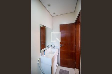 Casa de condomínio à venda com 215m², 3 quartos e 4 vagasBanheiro da Suíte 01