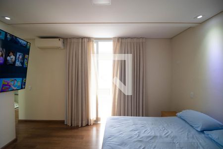 Casa de condomínio à venda com 215m², 3 quartos e 4 vagasSuíte 03