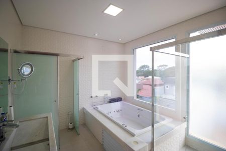 Casa de condomínio à venda com 215m², 3 quartos e 4 vagasBanheiro da Suíte 03