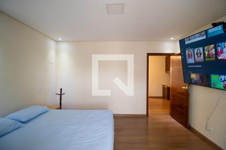 Casa de condomínio à venda com 215m², 3 quartos e 4 vagasSuíte 03