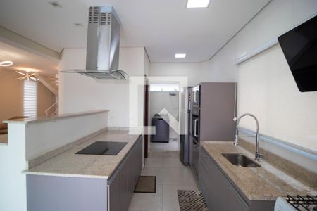 Casa de condomínio à venda com 215m², 3 quartos e 4 vagasCozinha