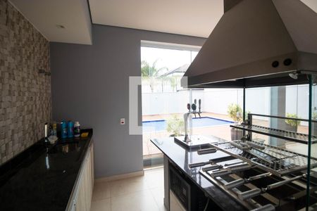 Casa de condomínio à venda com 215m², 3 quartos e 4 vagasVaranda com Churrasqueira