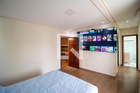 Casa de condomínio à venda com 215m², 3 quartos e 4 vagasSuíte 03