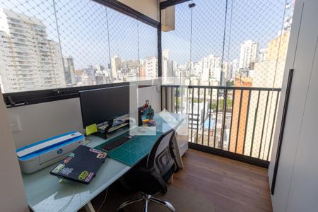 Apartamento à venda com 93m², 3 quartos e 2 vagasVaranda da Suíte