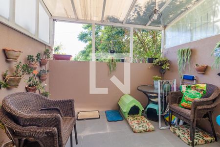 Casa de condomínio à venda com 96m², 2 quartos e 1 vagaQuintal