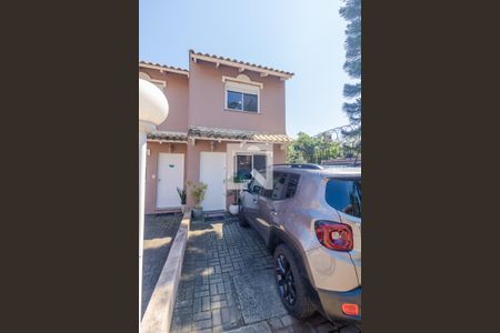 Casa de condomínio à venda com 96m², 2 quartos e 1 vagaFachada da casa