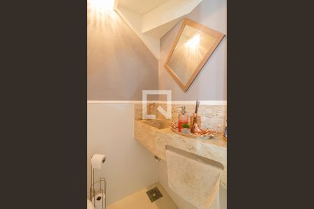 Casa de condomínio à venda com 96m², 2 quartos e 1 vagaLavabo