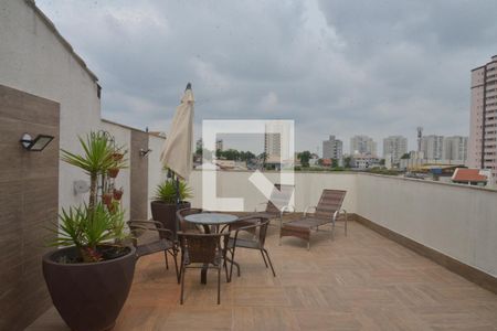 Apartamento à venda com 180m², 2 quartos e 3 vagasCobertura