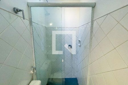 Banheiro de casa para alugar com 2 quartos, 130m² em Pinheiros, São Paulo