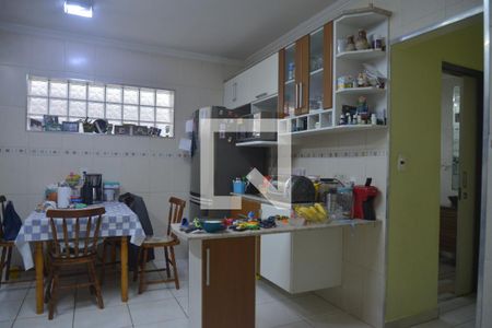 Casa para alugar com 195m², 3 quartos e 1 vagaCozinha