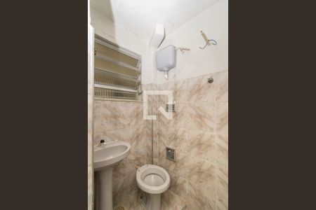 Apartamento para alugar com 60m², 2 quartos e sem vaga Apartamento para alugar com 60m², 2 quartos e sem vagaBanheiro