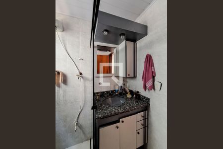 Banheiro de casa para alugar com 2 quartos, 60m² em Jardim São Paulo, São Paulo