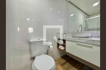 Apartamento à venda com 140m², 3 quartos e 3 vagasSuíte - Banheiro