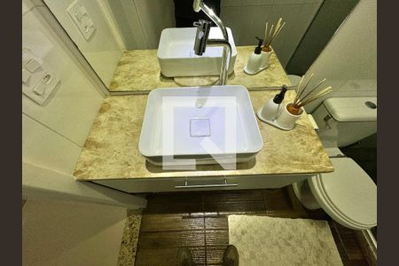 Apartamento à venda com 140m², 3 quartos e 3 vagasBanheiro Social