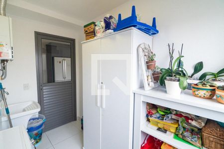 Apartamento à venda com 150m², 3 quartos e 2 vagas Apartamento à venda com 150m², 3 quartos e 2 vagasÁrea de Serviço