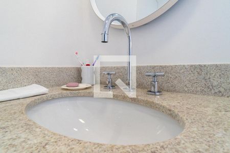 Apartamento à venda com 150m², 3 quartos e 2 vagas Apartamento à venda com 150m², 3 quartos e 2 vagasBanheiro da Suíte 2 Detalhe