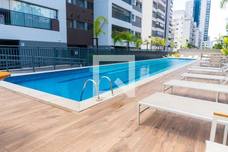 Apartamento à venda com 150m², 3 quartos e 2 vagas Apartamento à venda com 150m², 3 quartos e 2 vagasÁrea comum - Piscina