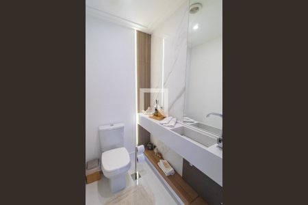 Apartamento à venda com 150m², 3 quartos e 2 vagas Apartamento à venda com 150m², 3 quartos e 2 vagasLavabo