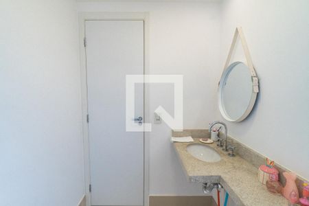 Apartamento à venda com 150m², 3 quartos e 2 vagas Apartamento à venda com 150m², 3 quartos e 2 vagasBanheiro da Suíte 2