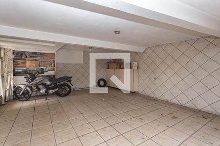 Casa à venda com 296m², 3 quartos e 2 vagas Casa à venda com 296m², 3 quartos e 2 vagasGaragem