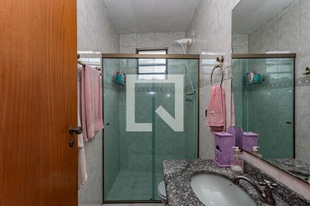 Casa à venda com 296m², 3 quartos e 2 vagas Casa à venda com 296m², 3 quartos e 2 vagasBanheiro 2