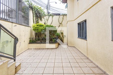 Casa à venda com 296m², 3 quartos e 2 vagas Casa à venda com 296m², 3 quartos e 2 vagasQuintal