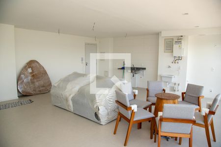 Sala/Cozinha de apartamento à venda com 2 quartos, 80m² em Santo Amaro, São Paulo