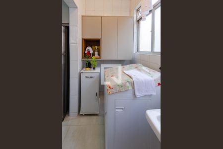 Apartamento à venda com 70m², 3 quartos e 1 vagaÁrea de serviço