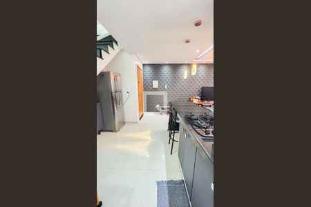 Apartamento à venda com 110m², 2 quartos e 2 vagasCozinha