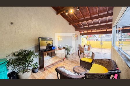 Apartamento à venda com 110m², 2 quartos e 2 vagasCobertura