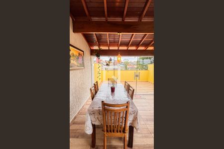 Apartamento à venda com 110m², 2 quartos e 2 vagasCobertura