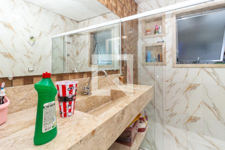 Casa à venda com 150m², 2 quartos e 2 vagasBanheiro 1