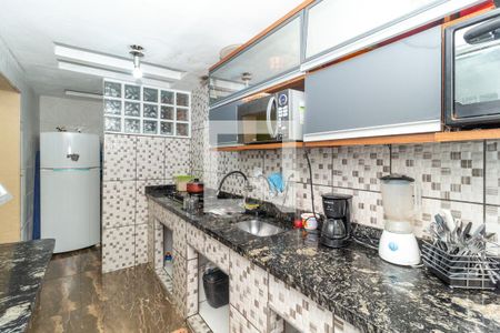 Casa à venda com 150m², 2 quartos e 2 vagasCozinha