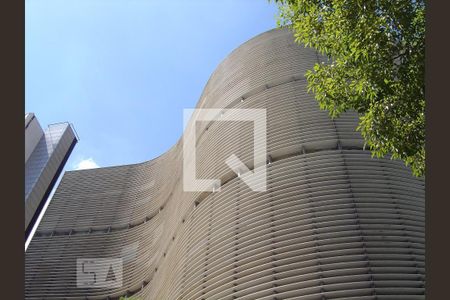 Studio para alugar com 29m², 1 quarto e sem vaga Studio para alugar com 29m², 1 quarto e sem vagaFachada