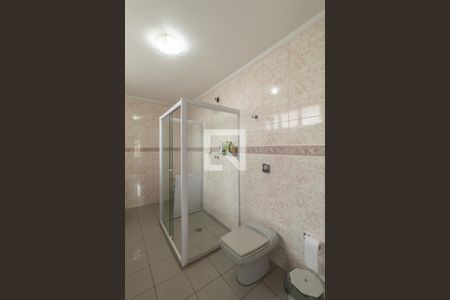 Banheiro Suíte 1 de casa à venda com 3 quartos, 186m² em Vila Santana, São Paulo