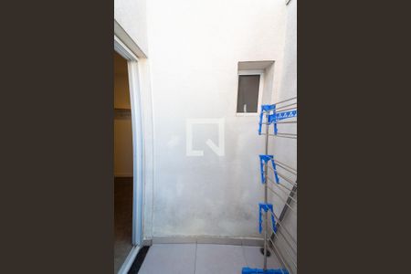 Casa de condomínio à venda com 82m², 2 quartos e 2 vagasVaranda Quarto 1