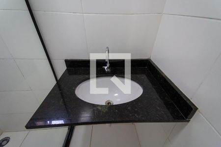 Casa de condomínio à venda com 82m², 2 quartos e 2 vagasBanheiro Quarto 2