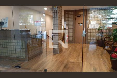 Apartamento à venda com 230m², 4 quartos e 1 vaga