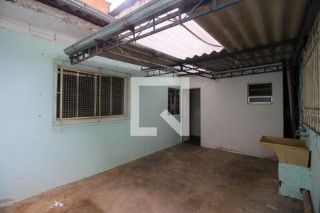 Casa à venda com 69m², 1 quarto e sem vagaÁrea de Serviço / Quintal