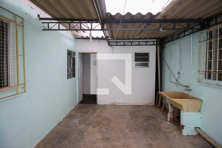 Casa à venda com 69m², 1 quarto e sem vagaÁrea de Serviço / Quintal
