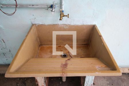 Casa à venda com 69m², 1 quarto e sem vagaÁrea de Serviço / Quintal